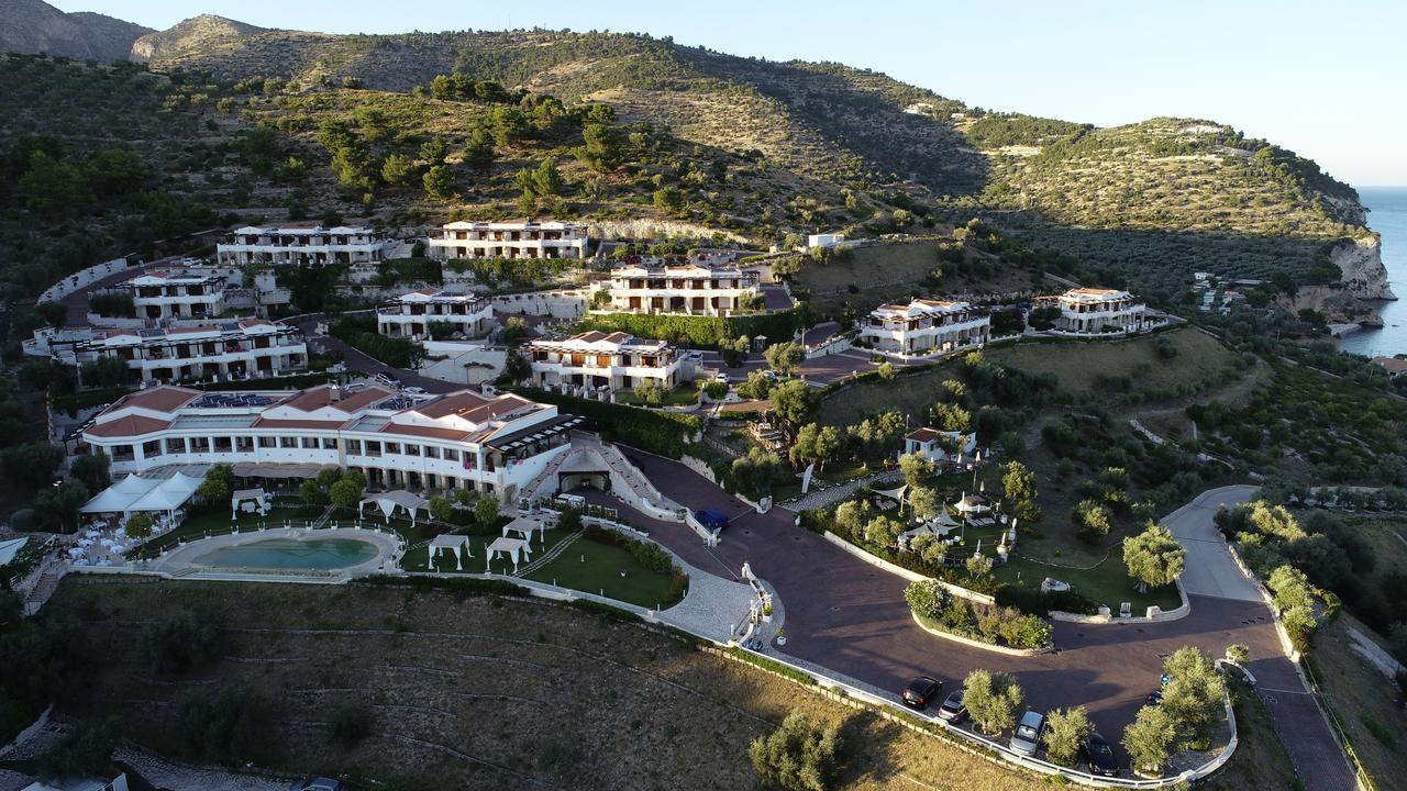 Holiday Lodge Al Porto Mattinata Extérieur photo